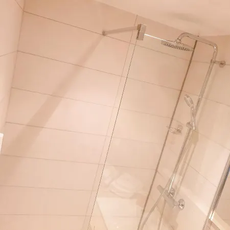 Spacieux Appartement Au Calme 15Min Sud De Lyon Proche Metro Et Gare Confluence Aquarium Gerland Oullins Esterno foto